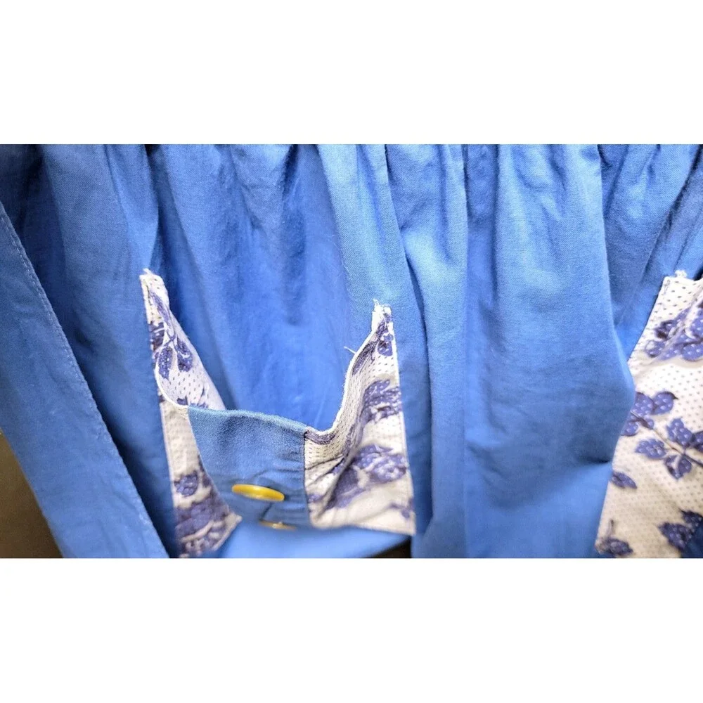 Vintage Handmade Retro Blue White Floral Half Apron Two Front Pockets Tie Waist